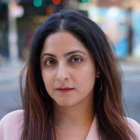 Headshot of Mona Lalwani