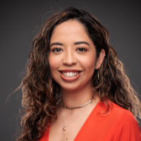 Headshot of Esmy Jimenez.