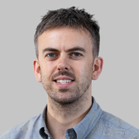 Headshot of Rob Price.