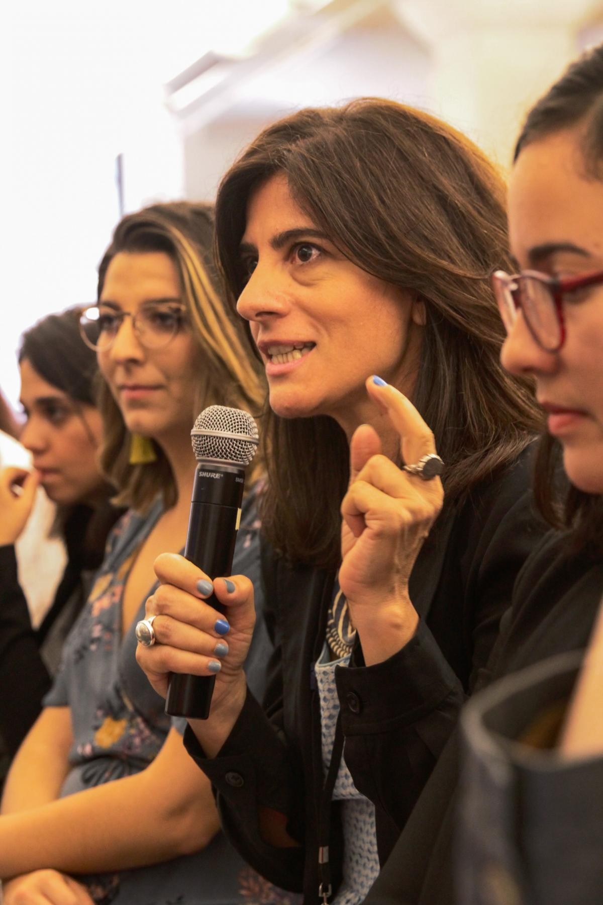 Foto: Cat Guzmán. Foto: Graciela Mochkofsky durante el Cumbre de los Medios Latinos