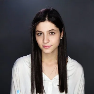Mia J. Hariz