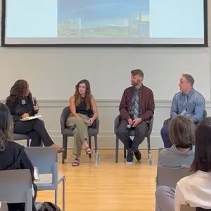 Nicole Einbinder, '17 M.S., in the World Room in Pulitzer Hall as a panelist for “Cruel Punishment and Lethal Restraint: Policing in the U.S.” Business Insider.