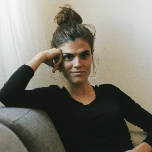 Headshot of Eleni Schirmer