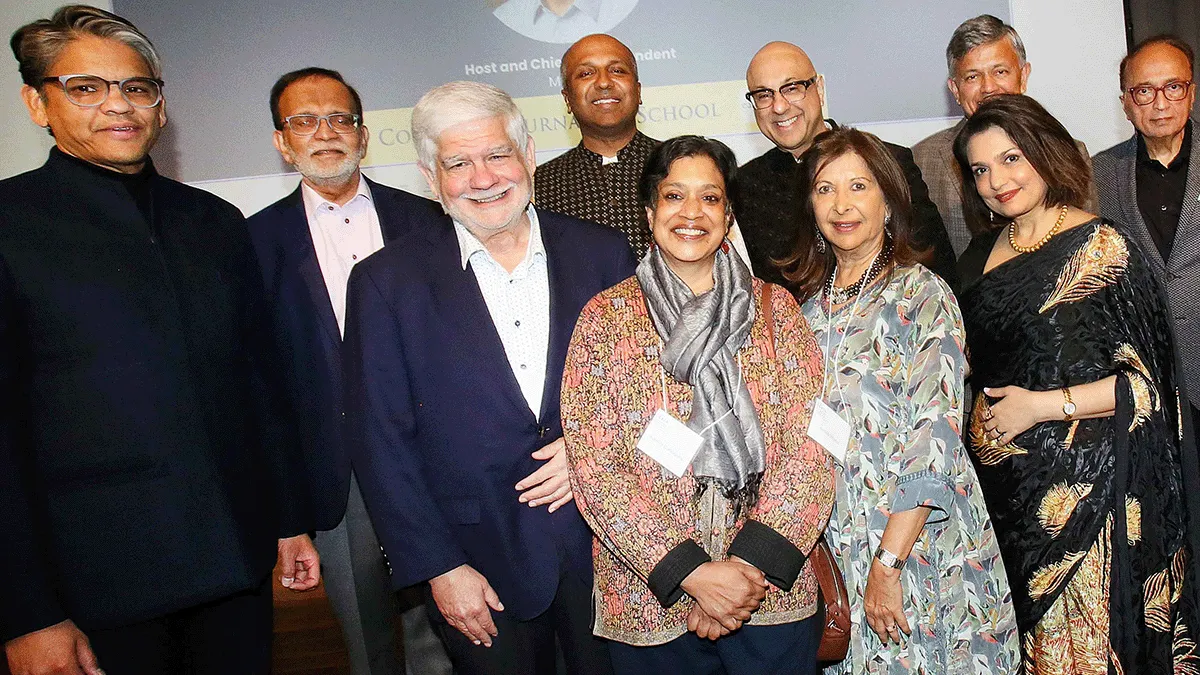 Ali Velshi, Chief Correspondent for MSNBC, Sree Sreenivasan, '93 M.S., SAJA co-founder and former Associate Dean of Student Affairs at CJS, Peter Bhatia, CEO of Houston Landing, and sponsors, donors and supporters of SAJA at the organization's award ceremony. 