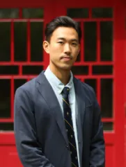 Headshot of Dan Xin Huang. Photo credit: Aaron Berkovich. 