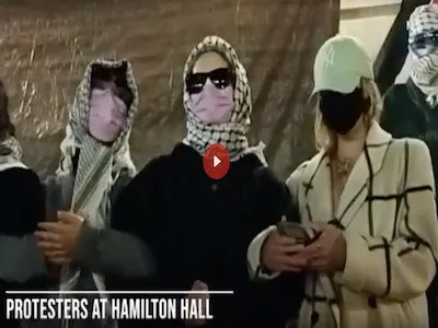 Student protesters in front of Hamilton Hall on Columbia's campus.