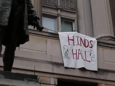 Photo of the occupation of Hamilton Hall from the outside by Sara Selva Ortiz, '24 M.A. Politics.