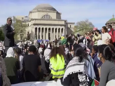Students gather for protest on Columbia's campus. 